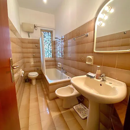 Casa Giulia, Comoda Palazzina Indipendente *