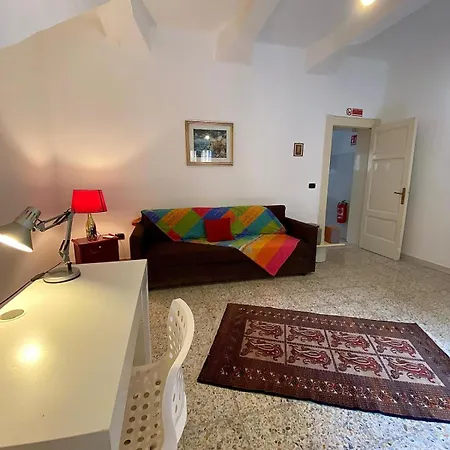 Casa Giulia, Comoda Palazzina Indipendente Ferienhaus