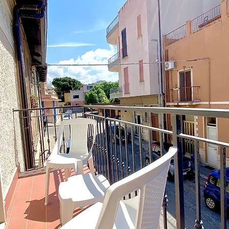Casa Giulia, Comoda Palazzina Indipendente Tatil Evi Reggio di Calabria