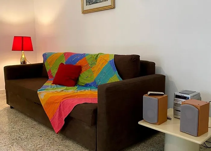 Casa Giulia, Comoda Palazzina Indipendente Ferienhaus *